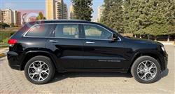 جیپ گراند شیرۆکی